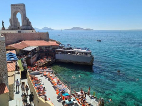 GRAND LARGE SUR LA CORNICHE Marseille par conciergerie by sam